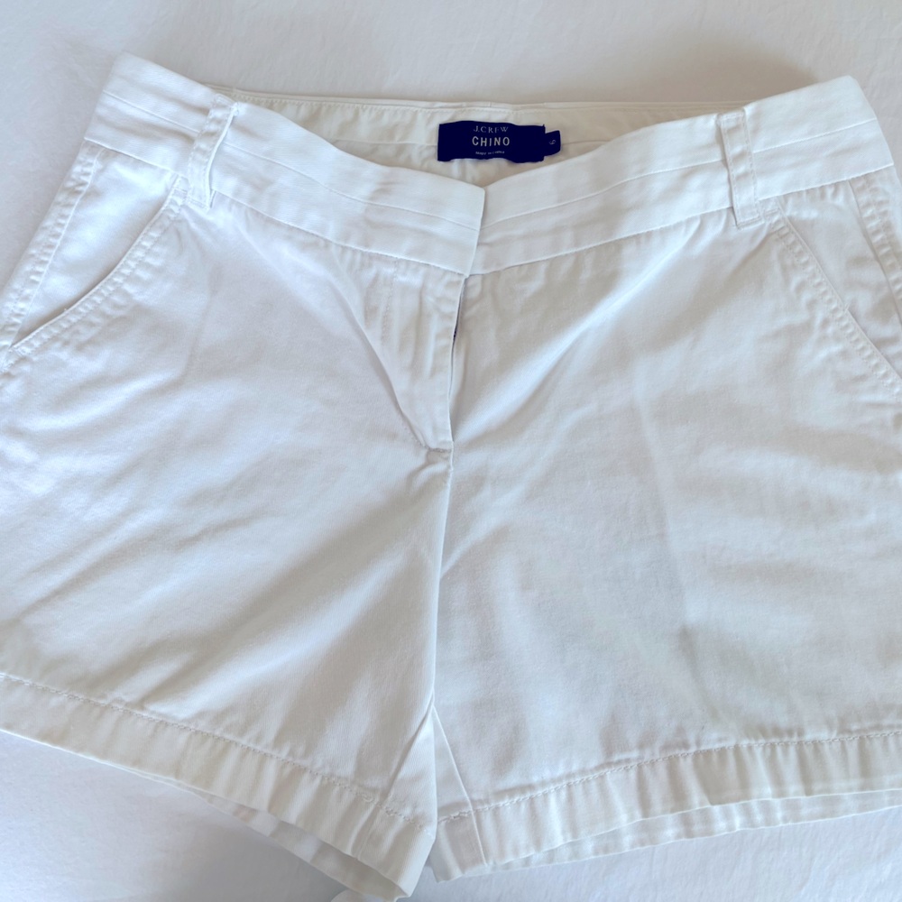 J Crew 5” white chino shorts